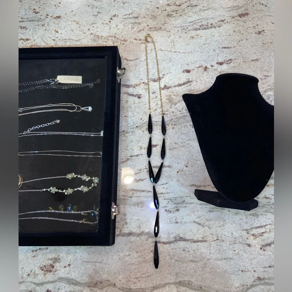 Vintage Long Black Glass Beads Necklace - Picture 2 of 8